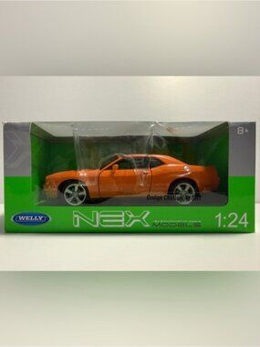 Welly NEX Models Dodge Challenger SRT 1:24 – Orange Diecast Car